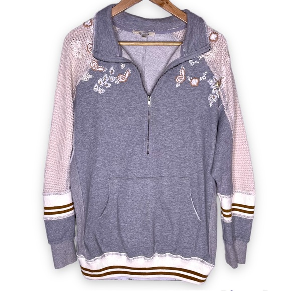 gimmicks by BKE Tops - Embroidered Half-Zip Pullover Top - Gray & Pink